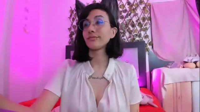 Image 10 of lunacristal_moon Stream on Chaturbate on 1 month ago
