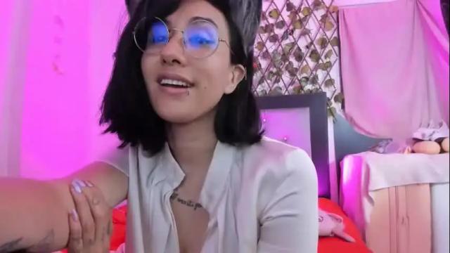 Image 12 of lunacristal_moon Stream on Chaturbate on 1 month ago
