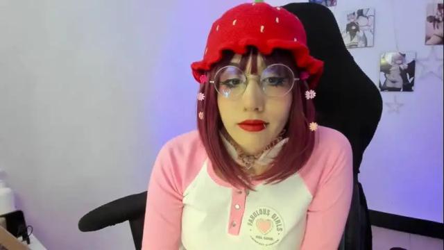 Image 6 of lunacristal_moon Stream on Chaturbate on 5 days ago