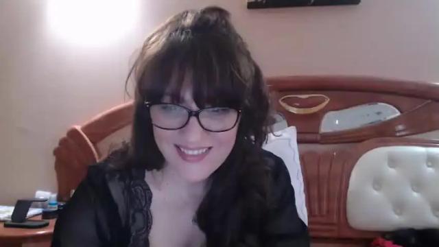 Image 10 of lunadelsol2 Stream on Chaturbate on 15 months ago