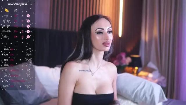 Image 12 of lunafit Stream on Chaturbate on 18 months ago