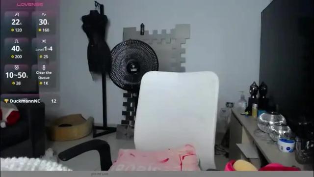 Image 6 of lunagardners Stream on Chaturbate on 3 days ago