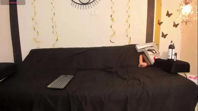 Image 4 of lunagudi Stream on Chaturbate on 11 days ago