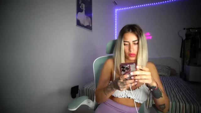 Image 8 of lunaink_ Stream on Chaturbate on 25 days ago