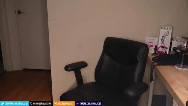 Image 12 of lunalaces Stream on Chaturbate on 17 months ago