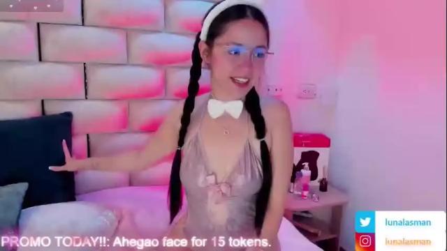 Image 2 of lunalasman Stream on Chaturbate on 8 days ago