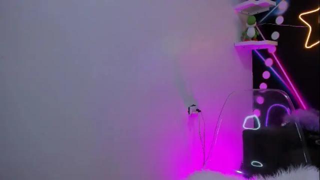 Image 6 of lunalenox_ Stream on Chaturbate on 1 month ago