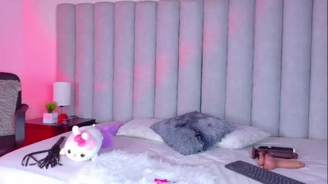 Image 2 of lunalenox_ Stream on Chaturbate on 19 days ago
