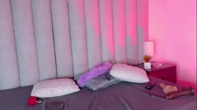 Image 4 of lunalenox_ Stream on Chaturbate on 15 days ago