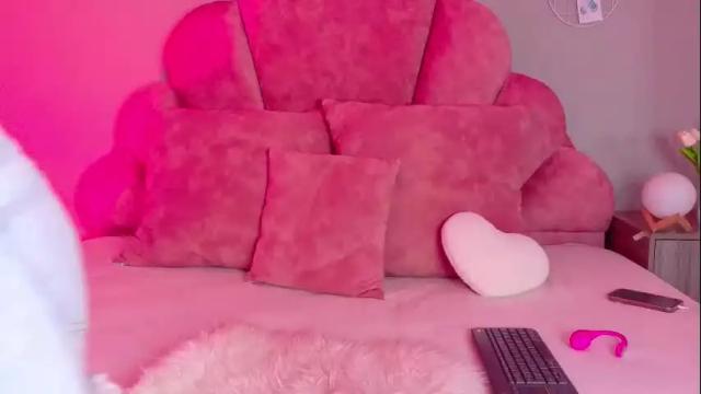 Image 2 of lunalenox_ Stream on Chaturbate on 11 days ago