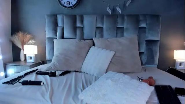 Image 12 of lunalenox_ Stream on Chaturbate on 7 days ago