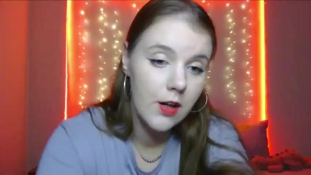 Image 11 of lunalinzz Stream on Chaturbate on 14 months ago