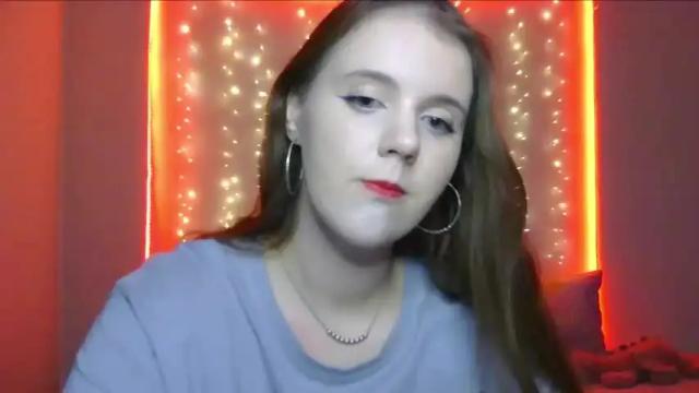 Image 12 of lunalinzz Stream on Chaturbate on 14 months ago
