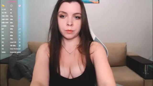 Image 6 of lunalovesuu Stream on Chaturbate on 1 month ago