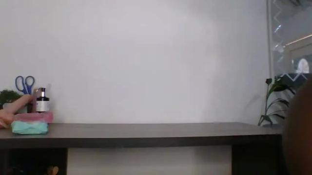 Image 12 of lunaluvxx Stream on Chaturbate on 5 months ago