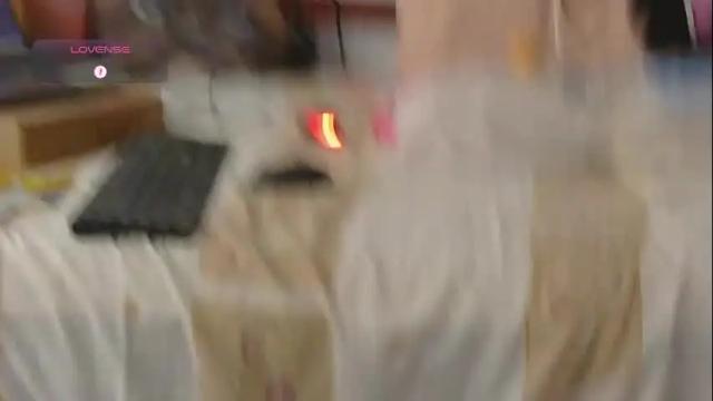 Image 6 of lunamoon_17 Stream on Chaturbate on 20 days ago