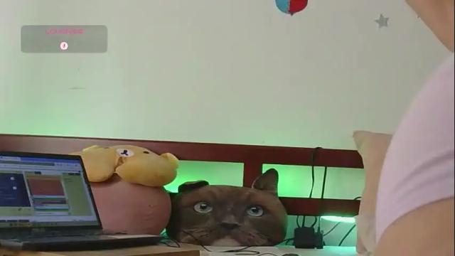 Image 3 of lunamoon_17 Stream on Chaturbate on 19 days ago