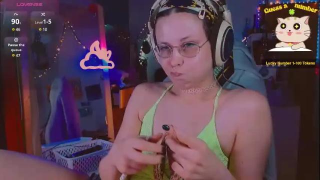 Thumbnail 1, lunaoddity's Stream at Chaturbate, 3 months ago