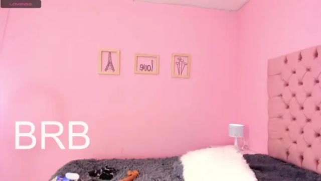 Image 8 of lunaolimpo_ Stream on Chaturbate on 20 months ago