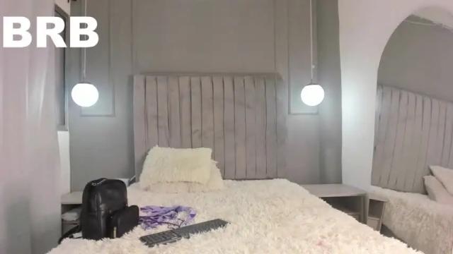 Image 3 of lunaolimpo_ Stream on Chaturbate on 18 months ago