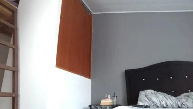 Image 3 of lunaperci Stream on Chaturbate on 1 month ago