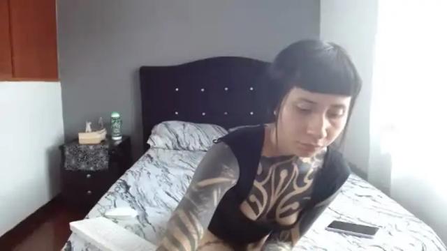 Image 3 of lunaperci Stream on Chaturbate on 28 days ago
