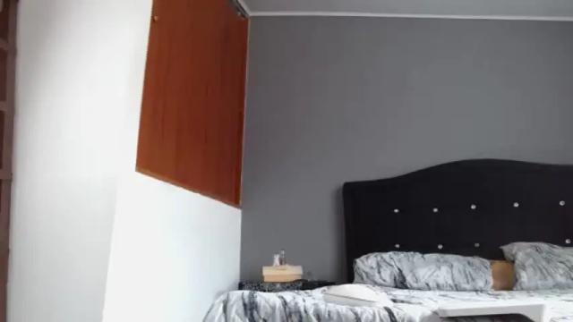 Image 4 of lunaperci Stream on Chaturbate on 18 days ago
