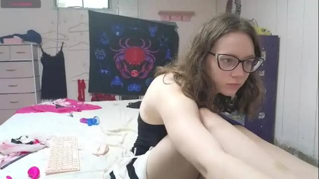 Image 2 of lunaquinn45 Stream on Chaturbate on 1 month ago