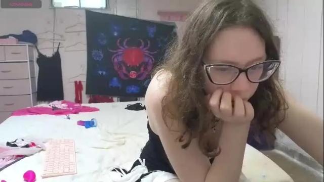 Image 4 of lunaquinn45 Stream on Chaturbate on 1 month ago