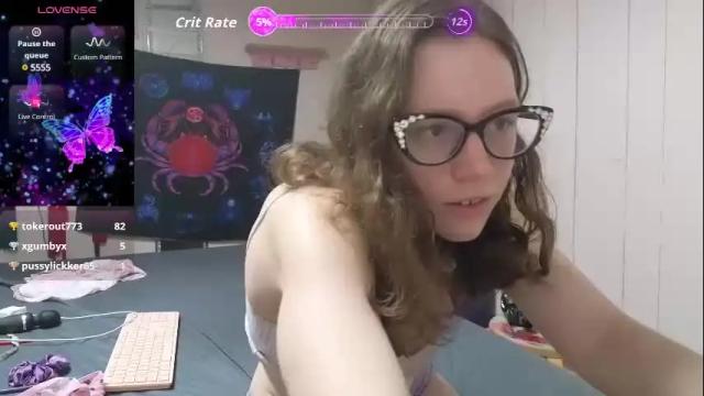 Image 7 of lunaquinn45 Stream on Chaturbate on 16 days ago