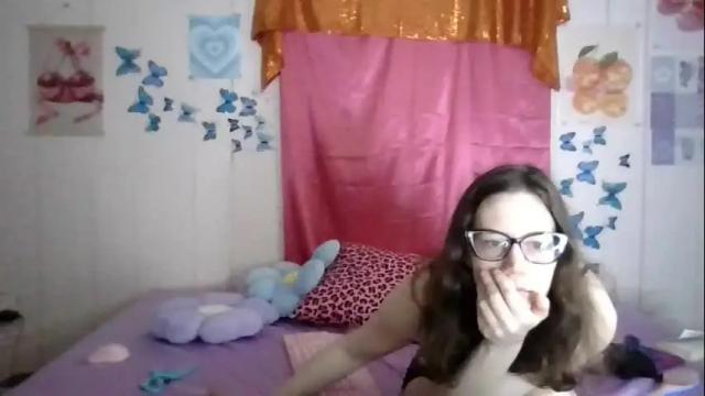 Image 11 of lunaquinn45 Stream on Chaturbate on 27 days ago