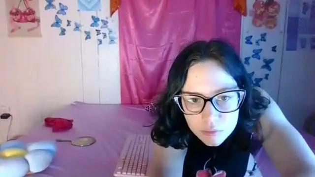 Image 2 of lunaquinn45 Stream on Chaturbate on 1 month ago