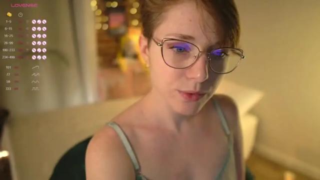 Image 12 of lunar_girl Stream on Chaturbate on 21 months ago