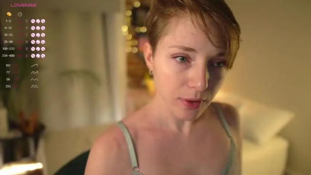 Image 3 of lunar_girl Stream on Chaturbate on 21 months ago