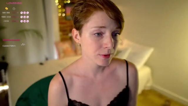 Image 11 of lunar_girl Stream on Chaturbate on 21 months ago