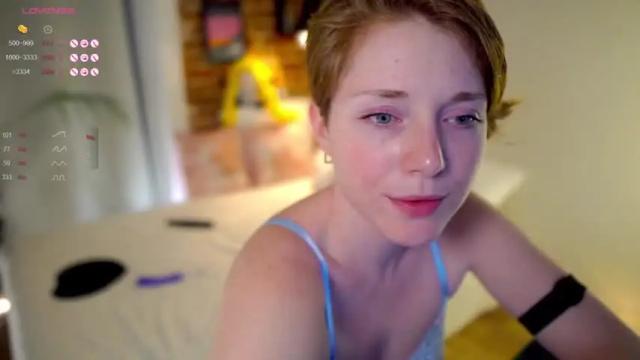 Image 2 of lunar_girl Stream on Chaturbate on 21 months ago