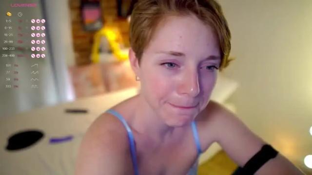 Image 3 of lunar_girl Stream on Chaturbate on 21 months ago