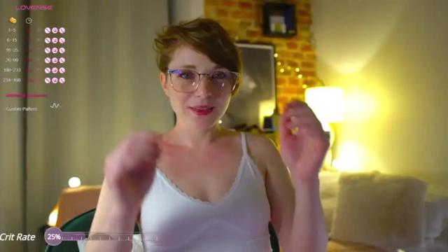Image 8 of lunar_girl Stream on Chaturbate on 18 months ago