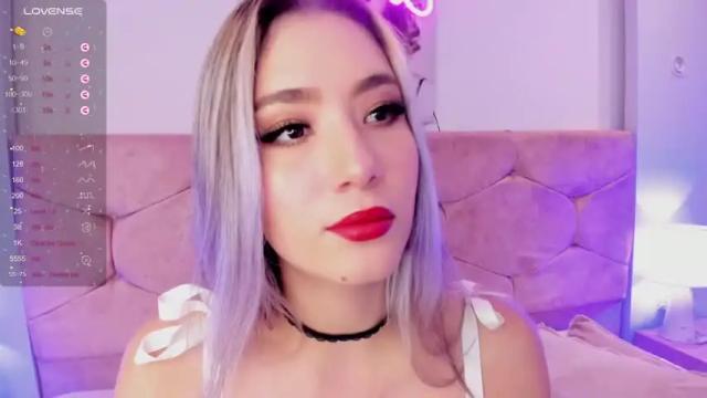Image 4 of lunar_leen Stream on Chaturbate on 12 months ago