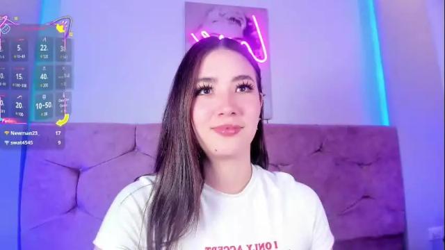 Image 8 of lunar_leen Stream on Chaturbate on 11 days ago