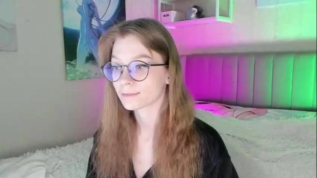 Image 3 of lunar_sofia Stream on Chaturbate on 3 months ago
