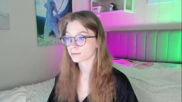 Image 4 of lunar_sofia Stream on Chaturbate on 3 months ago