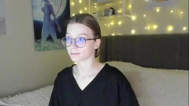 Thumbnail 1, lunar_sofia's Stream at Chaturbate, 2 months ago