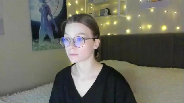 Image 6 of lunar_sofia Stream on Chaturbate on 2 months ago