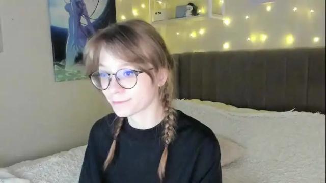 Image 11 of lunar_sofia Stream on Chaturbate on 2 months ago