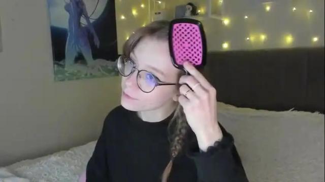 Image 7 of lunar_sofia Stream on Chaturbate on 2 months ago