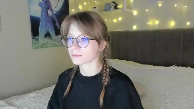 Image 8 of lunar_sofia Stream on Chaturbate on 2 months ago