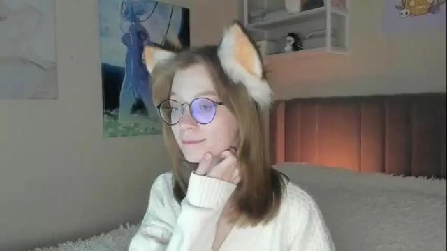Image 12 of lunar_sofia Stream on Chaturbate on 1 month ago