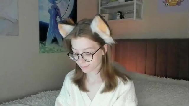 Image 10 of lunar_sofia Stream on Chaturbate on 1 month ago
