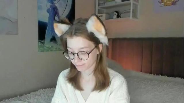 Image 12 of lunar_sofia Stream on Chaturbate on 1 month ago